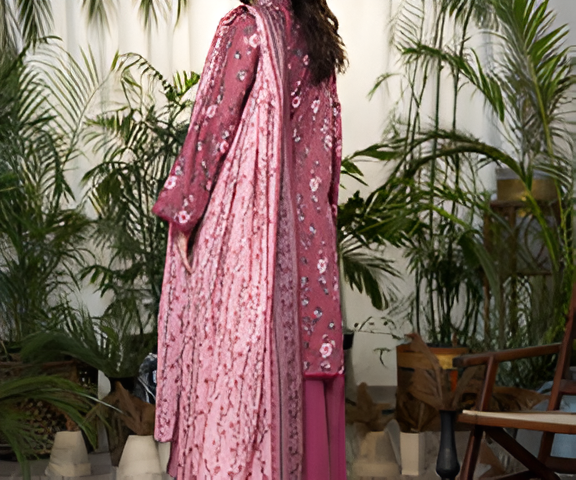 Dabiha Doriya Luxury 3-Piece Digital Printed Lawn Suit - P-07